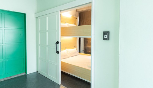 Private room with Two Queen Size beds