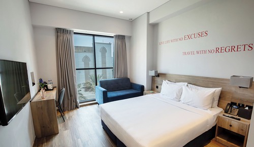 Executive Room (includes 25% off F&B)
