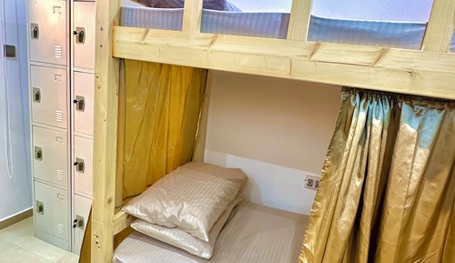 Executive Shared Dormitory, Women only, City View