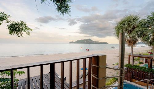 Villa - Beach Front
