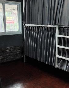 Bed in 10-Bed Mixed Dormitory Room