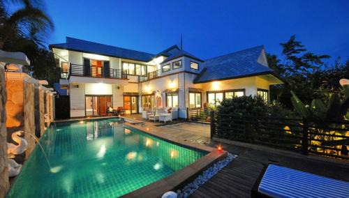 Deluxe Villa
