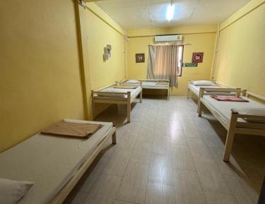 Bed in 10-Bed Mixed Dormitory Room