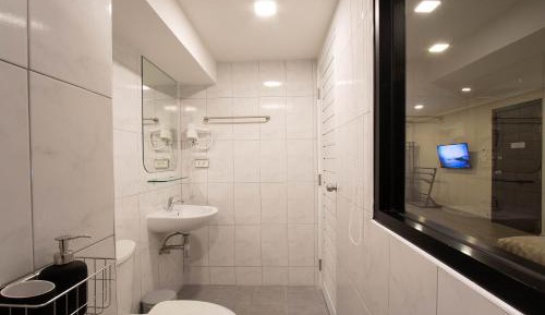 Classic Quadruple Room