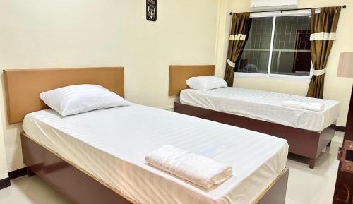 Single Room with Private Bathroom