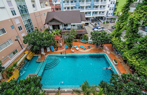 Central Pattaya Hotel | Sutus Court 3