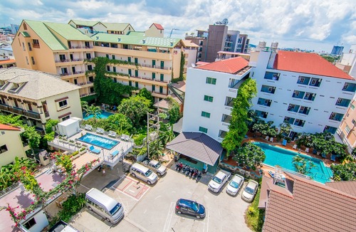 Central Pattaya Hotel | Sutus Court 1