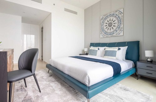 Za'abeel 2 Apartment | Tranquil 2BR w City Views Close to Burj Khalifa
