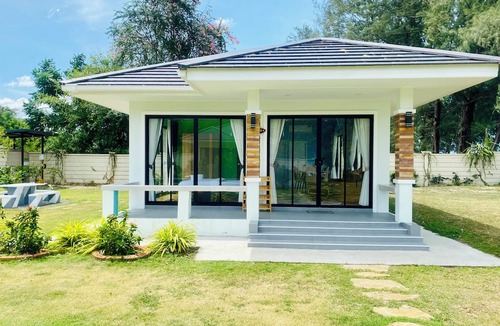 Tha Sala Villa | Leelavadee Villa Sea Views