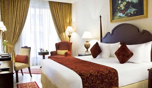 1BR City Apt | Mercure BH | Metro Facing, Pool, Kids Club