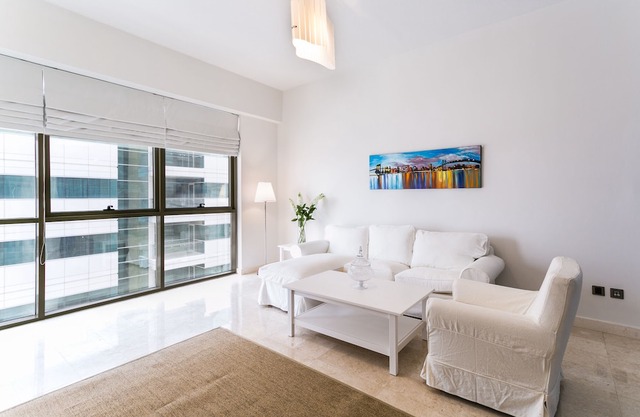 2mins from Mall of the Emirates!