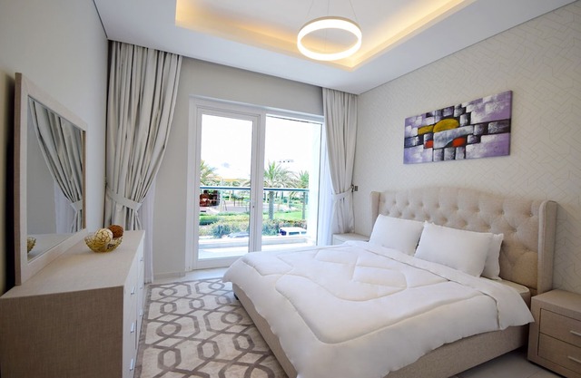 1 BR with Parking - JVC