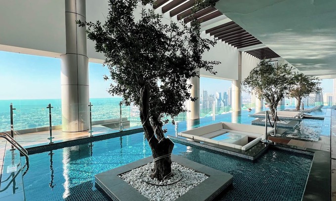 Downtown Dubai Apartment | Paramount Midtown I 2BR Apartment Burj Khalifa View & Infinity Pool l Downtown