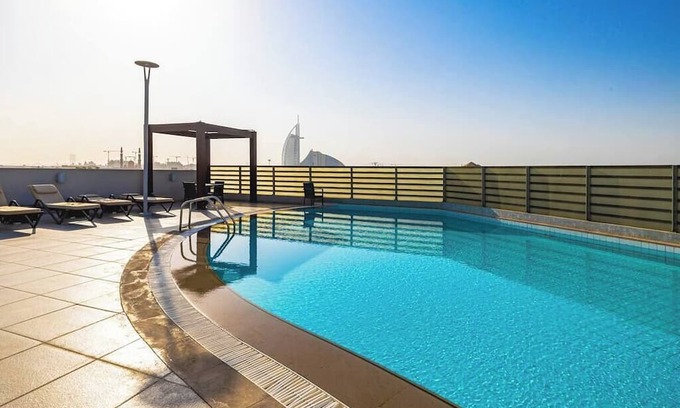 Jumeira 3 Apartment | Spacious 2Bed in Jumeirah 3 Al Wasl Road - NOX